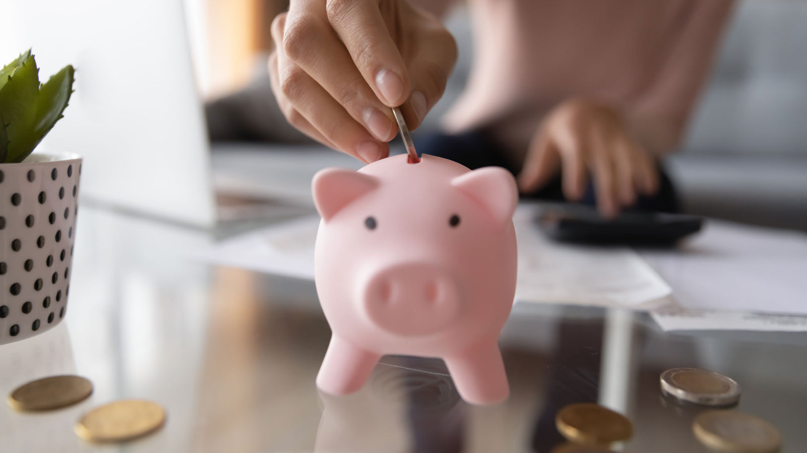 Stop smoking savings piggy bank