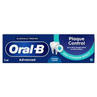 Oral-B Pro Expert Advanced Plaque Control Toothpaste 75ml | LloydsPharmacy